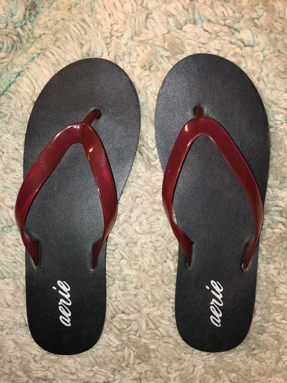 Aerie Women’s Black Sandals with Burgundy Straps